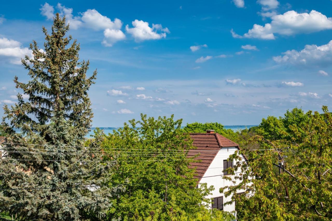 Vila Madarasz 5 Deluxe Vendeghaz Balatonalmádi Exteriér fotografie